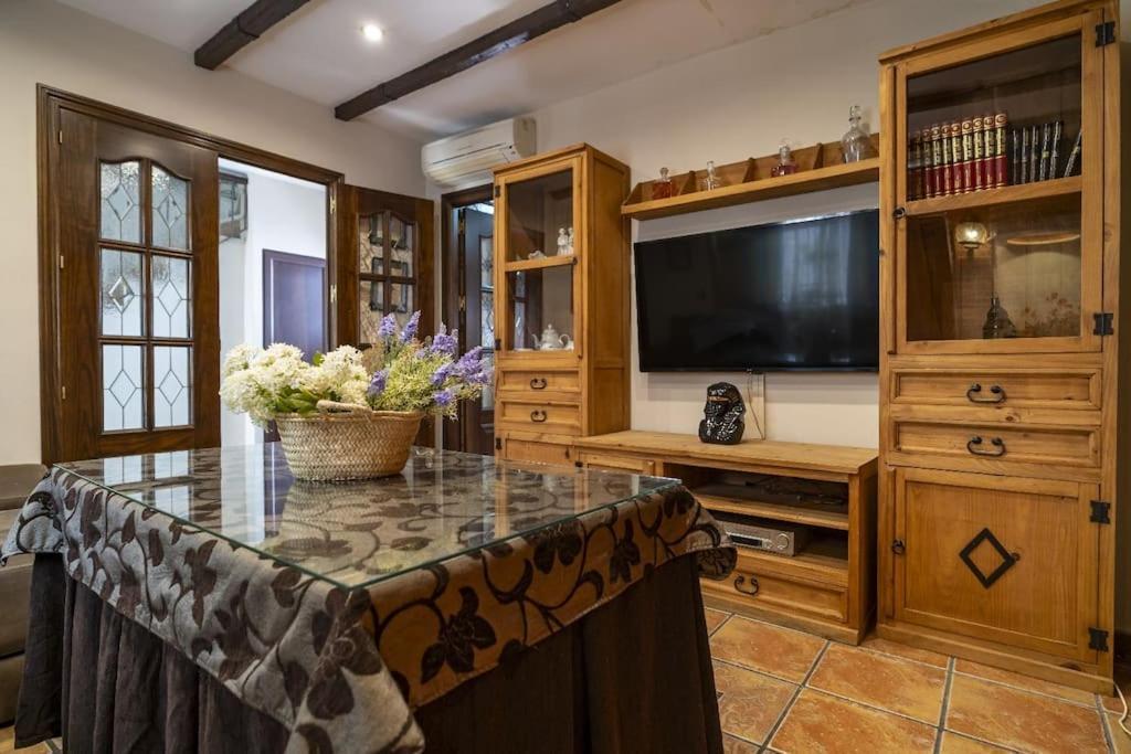 Casa Con Patio Y Terraza En Barrio Historico De La Villa, Junto Al Adarve Priego de Córdoba Kültér fotó