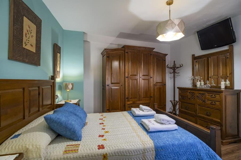 Casa Con Patio Y Terraza En Barrio Historico De La Villa, Junto Al Adarve Priego de Córdoba Kültér fotó